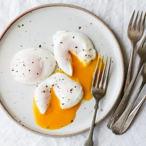 Poached Eggs: How to Poach an Egg Perfectly